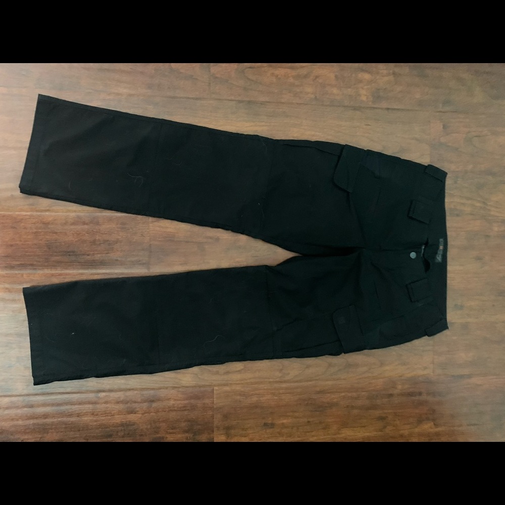 5.11 stryke black pant size 8